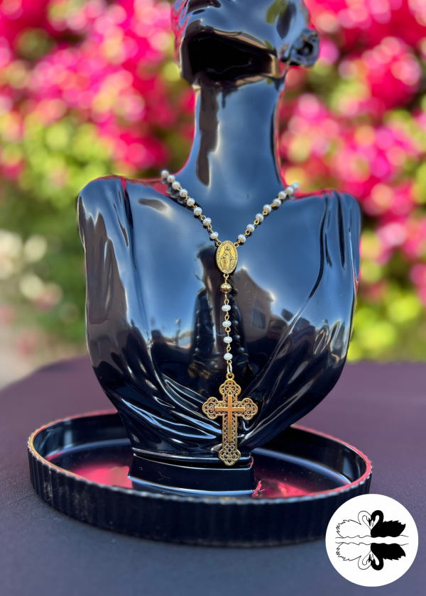 133 Antiqued Gold & Pearl Rosary