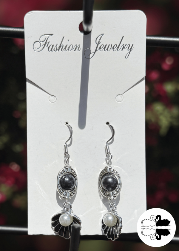 Pearl Drop w/ Shell Earrings